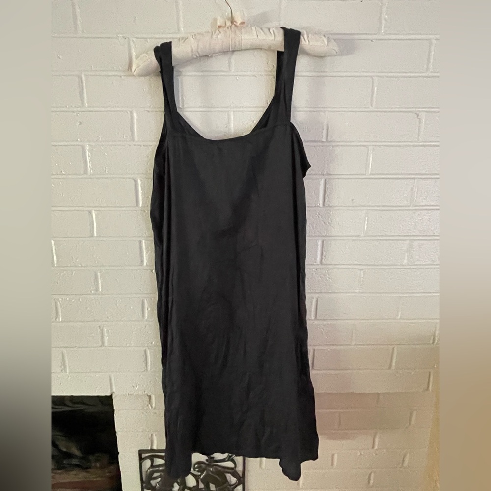 LBD 💅🏼 Black Lace Sleeveless Dress w/silk slip that could be worn on its own.EUC - Picture 4 of 13